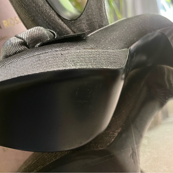 Limited Edition Peep Toe Heels Never Worn! Size 40. - Picture 7 of 11